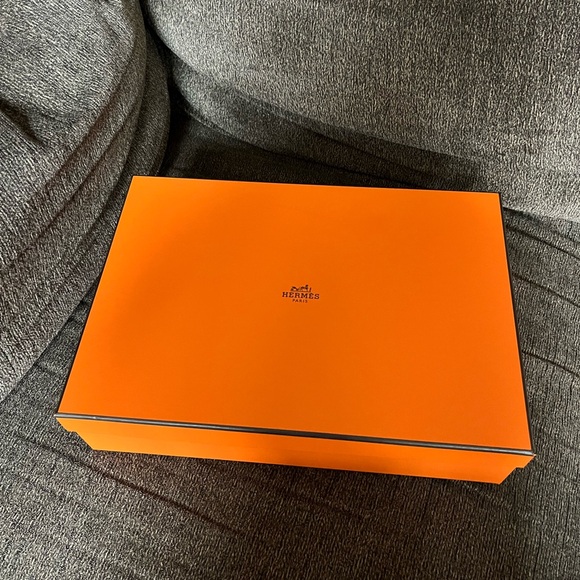 Hermes box and shopping bag bundle - Picture 14 of 14